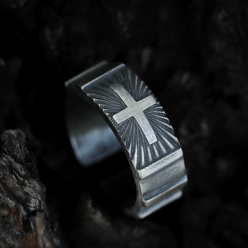 Joshua 1:9 Fearless Cross Ring