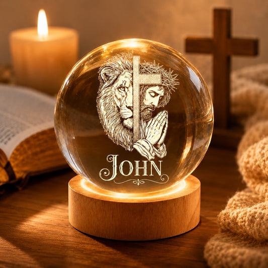 【Deal Today】Personalized Christian Crystal Night Light with Lion, Cross, and Jesus — Strength